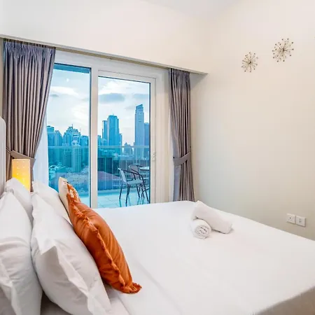 Stunning 2-Bedroom Business Bay Apartment With Burj Khalifa View & Huge Balcony Dubai Esterno foto