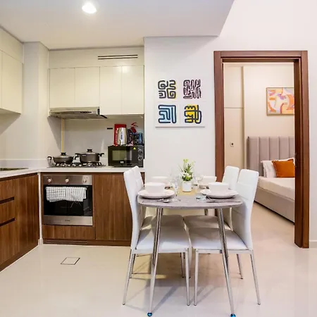 Stunning 2-Bedroom Business Bay Apartment With Burj Khalifa View & Huge Balcony Dubai Esterno foto