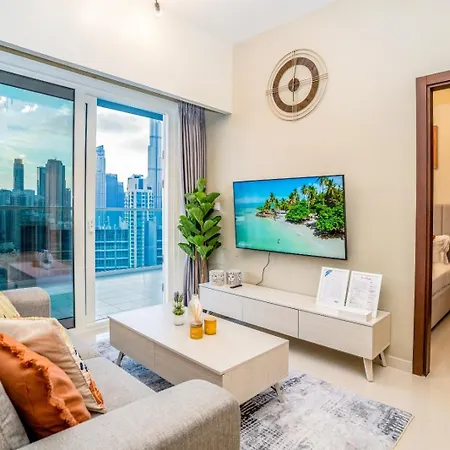 Stunning 2-Bedroom Business Bay Apartment With Burj Khalifa View & Huge Balcony Dubai Esterno foto