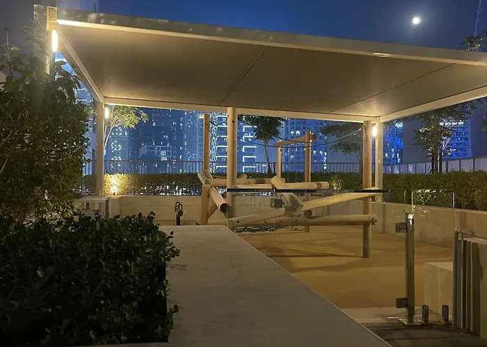 Stunning 2-Bedroom Business Bay Apartment With Burj Khalifa View & Huge Balcony