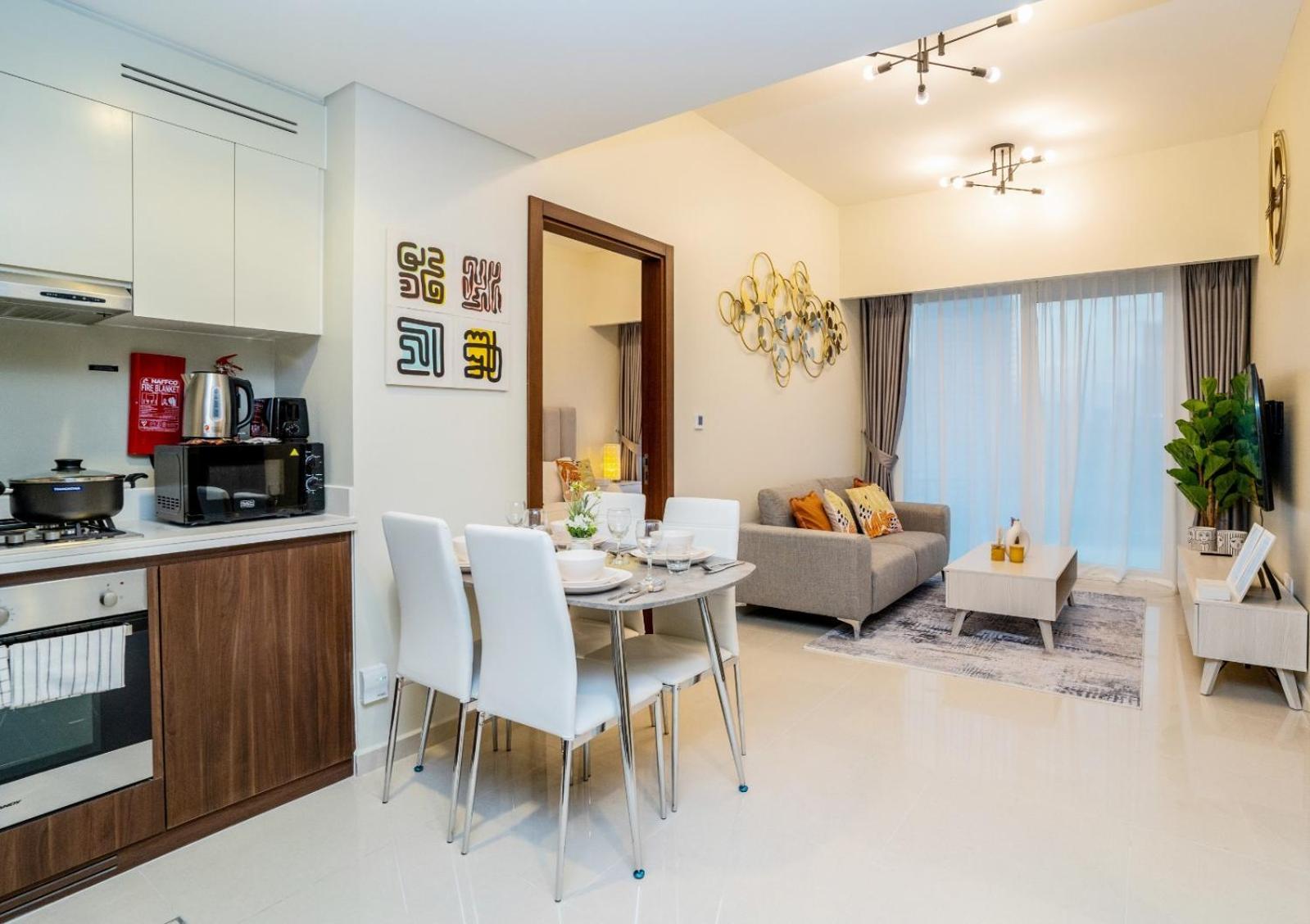 Appartamento Stunning 2-bedroom Business Bay With Burj Khalifa View & Huge Balcony *